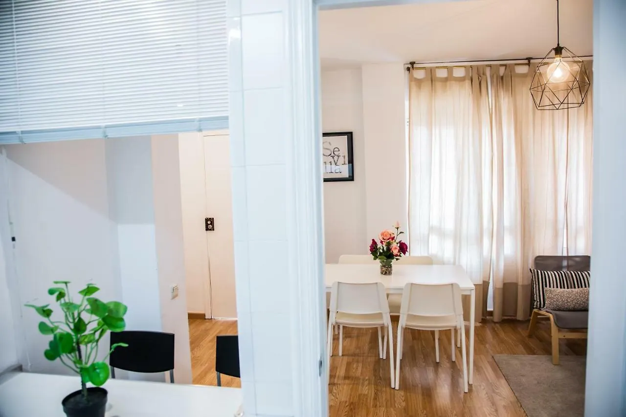 Alameda'S Pearl With Parking Apartment Seville