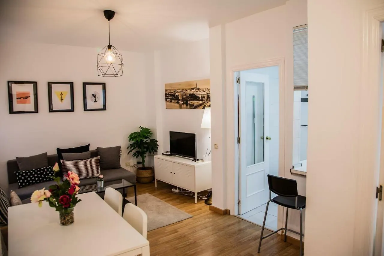 Alameda'S Pearl With Parking Apartment Seville Spain