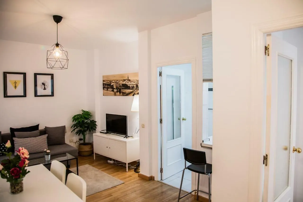 Alameda'S Pearl With Parking Apartment Seville