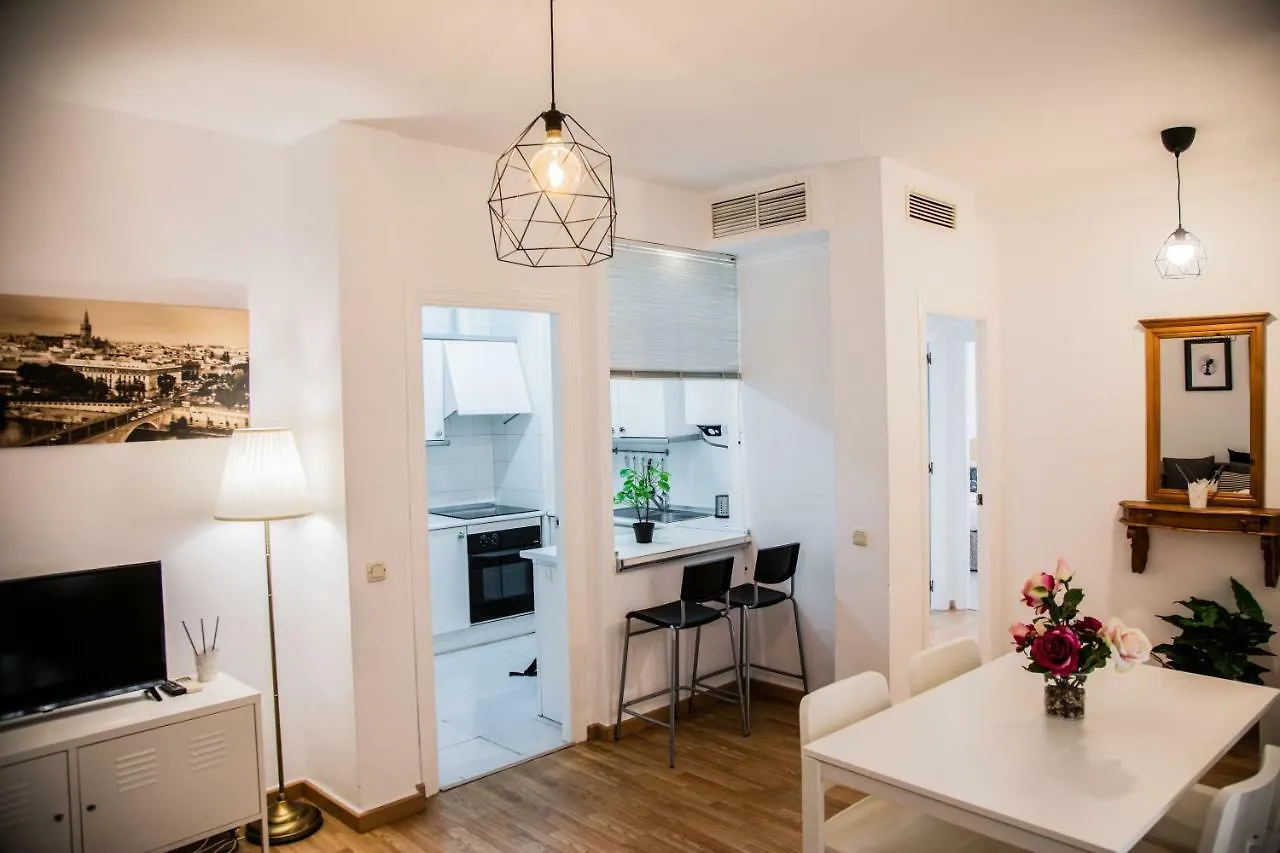Alameda'S Pearl With Parking Apartment Seville
